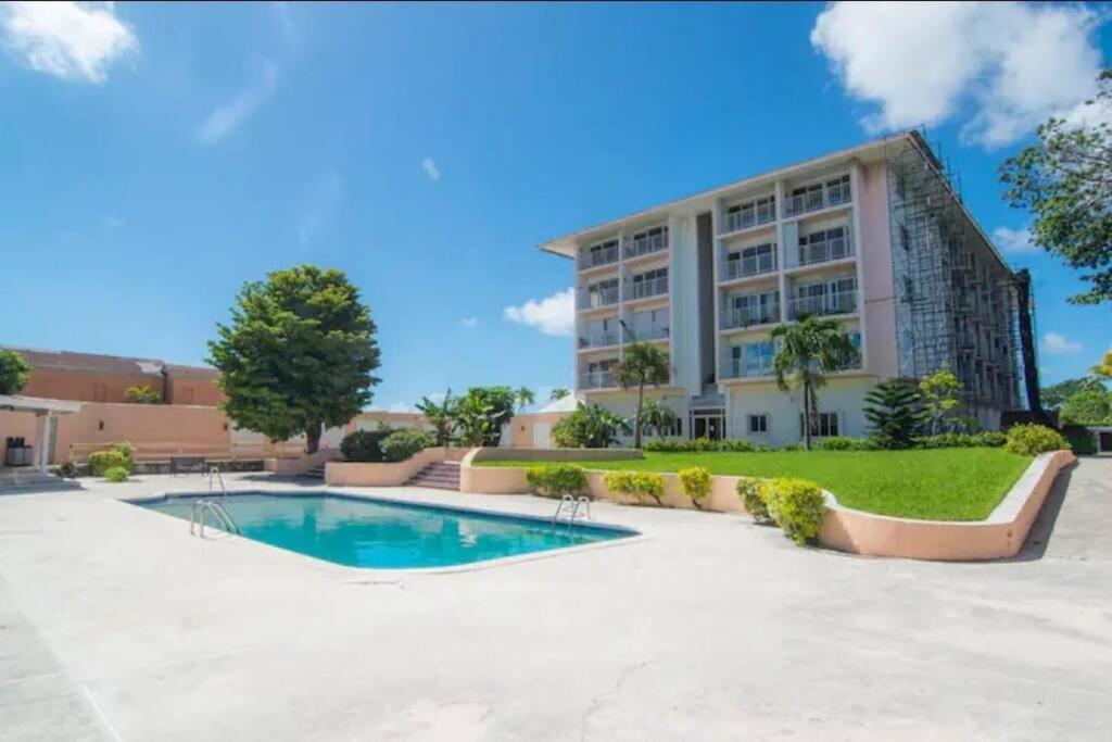 Nassau Harbour Cozy 2 Bedroom Condo المظهر الخارجي الصورة